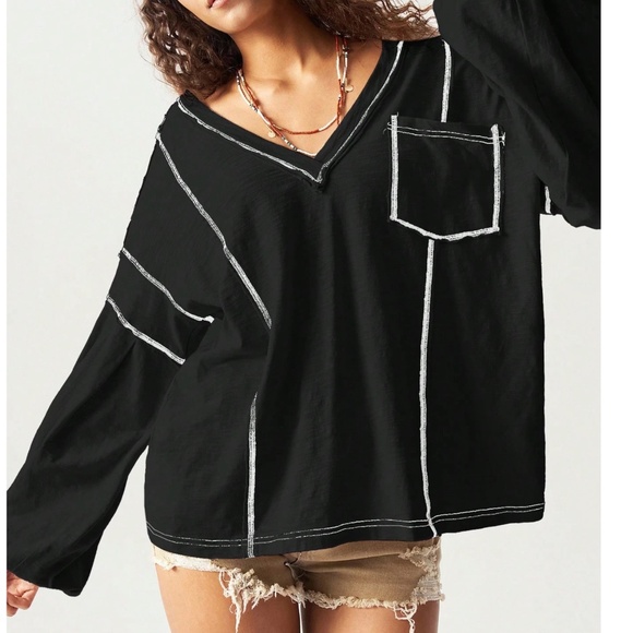 Solid V neck Reverse Stitch Pockets Oversized Long Sleeve Top - Picture 3 of 10